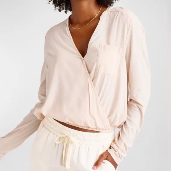 Splendid Medium Top Paige Long Sleeve Surplice in White Sand NWT - Picture 1 of 12